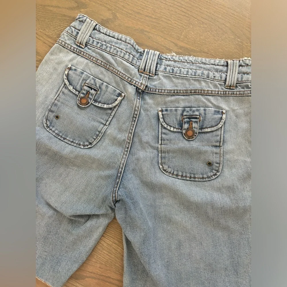 Lee Vintage women’s Denim Jorts Long Shorts Bermuda’s size 9/10